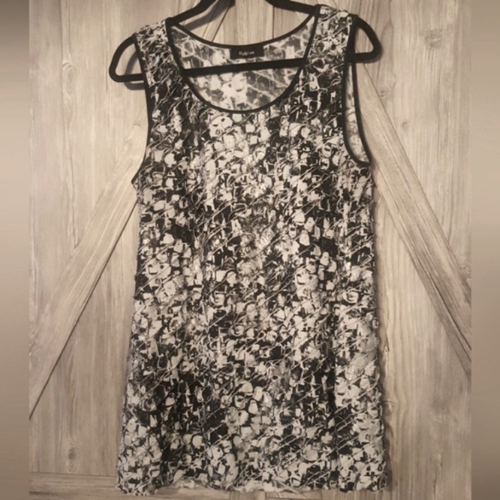 Black & White Sleeveless Ruffle Tunic Top L